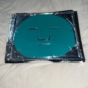 Predire green tea face firming mask